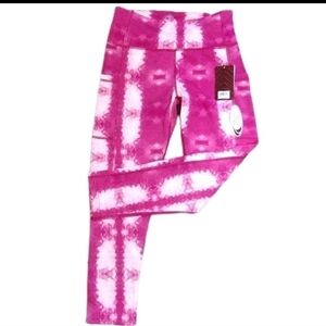 TKO Capris Athletic Leggings NWT